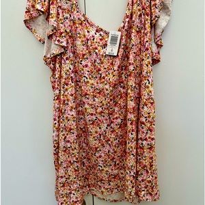 NWT Torrid Supersoft smocked flutter sleeve top